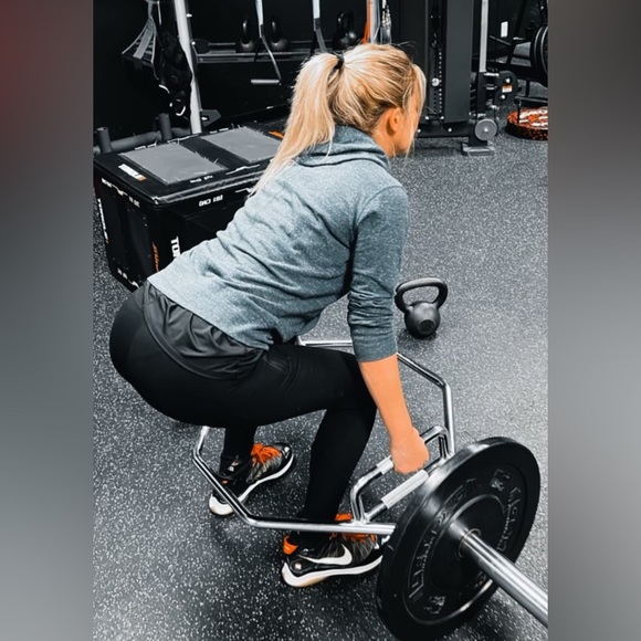 Meet your Posher, Amanda - Picture 4 of 4